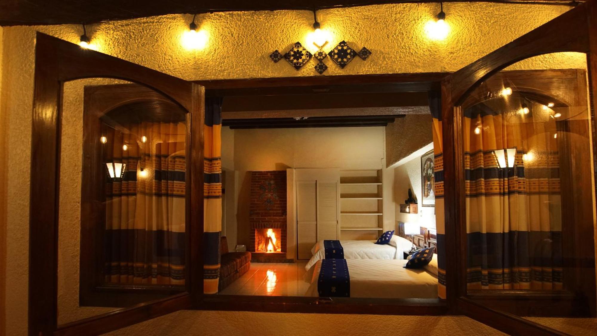 Hotel Palacio De Moctezuma San Cristobal de las Casas Luaran gambar
