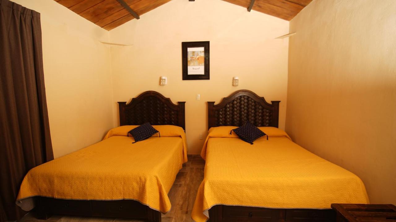 Hotel Palacio De Moctezuma San Cristobal de las Casas Luaran gambar