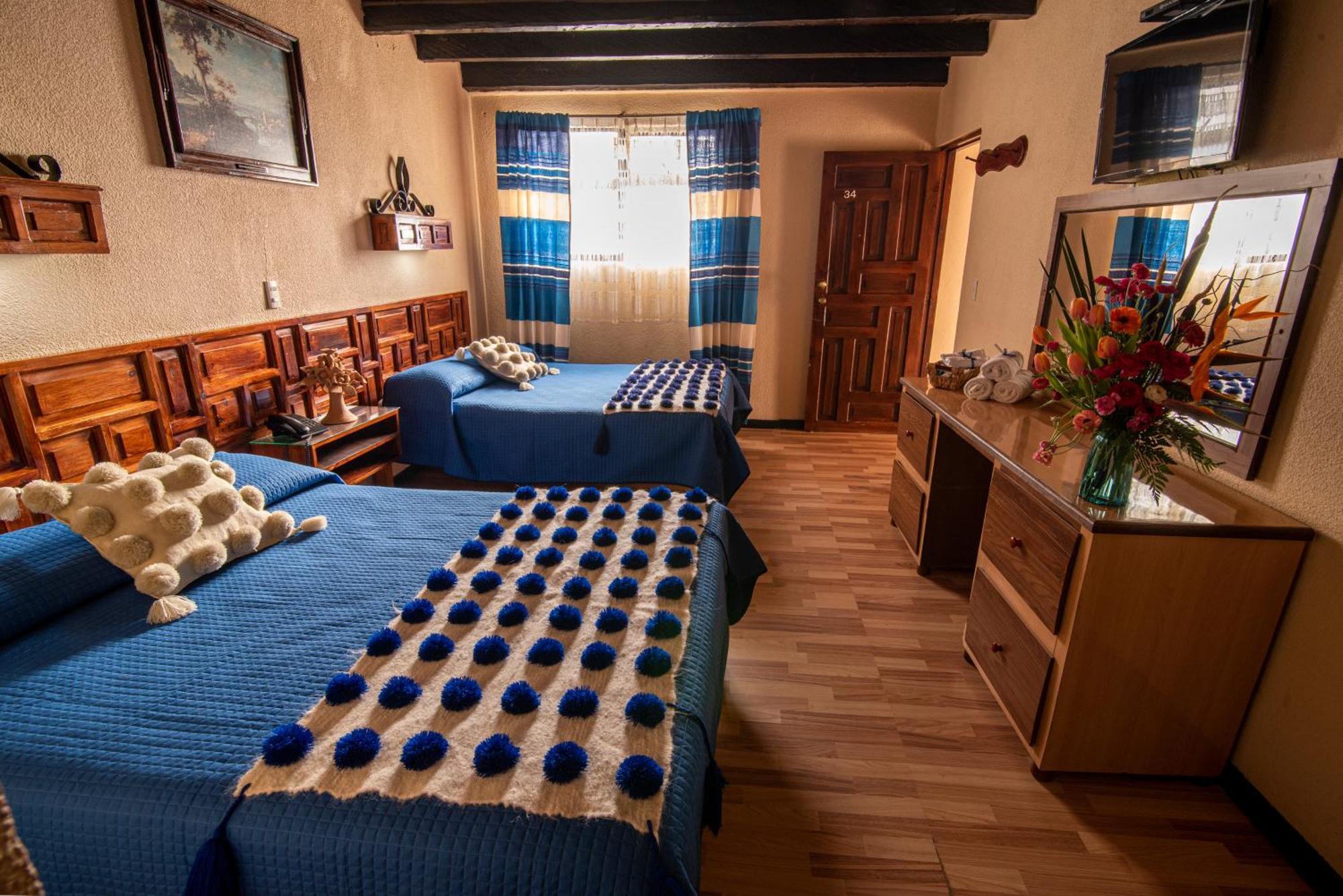 Hotel Palacio De Moctezuma San Cristobal de las Casas Luaran gambar