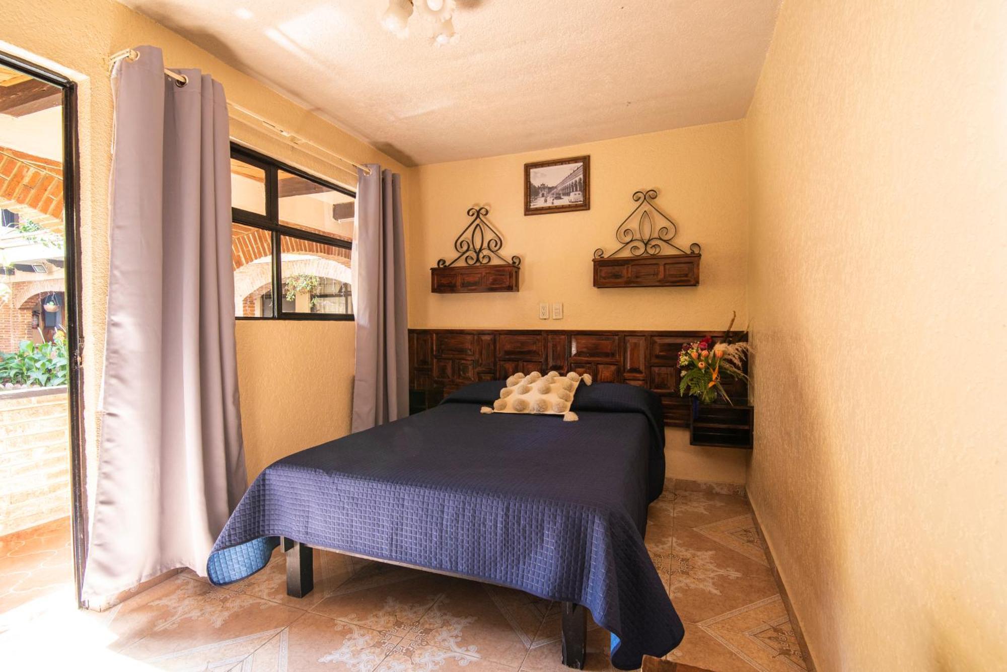 Hotel Palacio De Moctezuma San Cristobal de las Casas Luaran gambar
