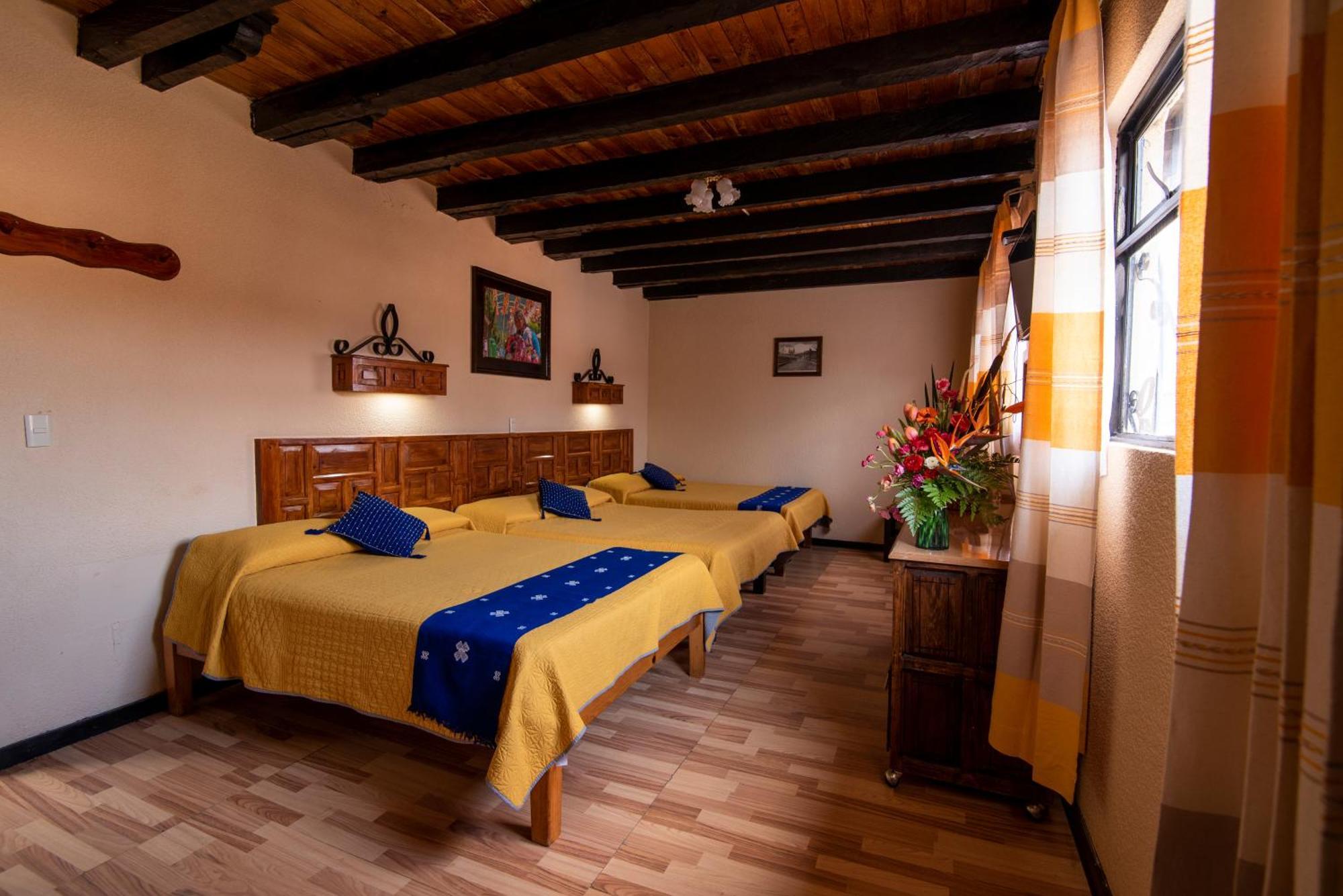 Hotel Palacio De Moctezuma San Cristobal de las Casas Luaran gambar