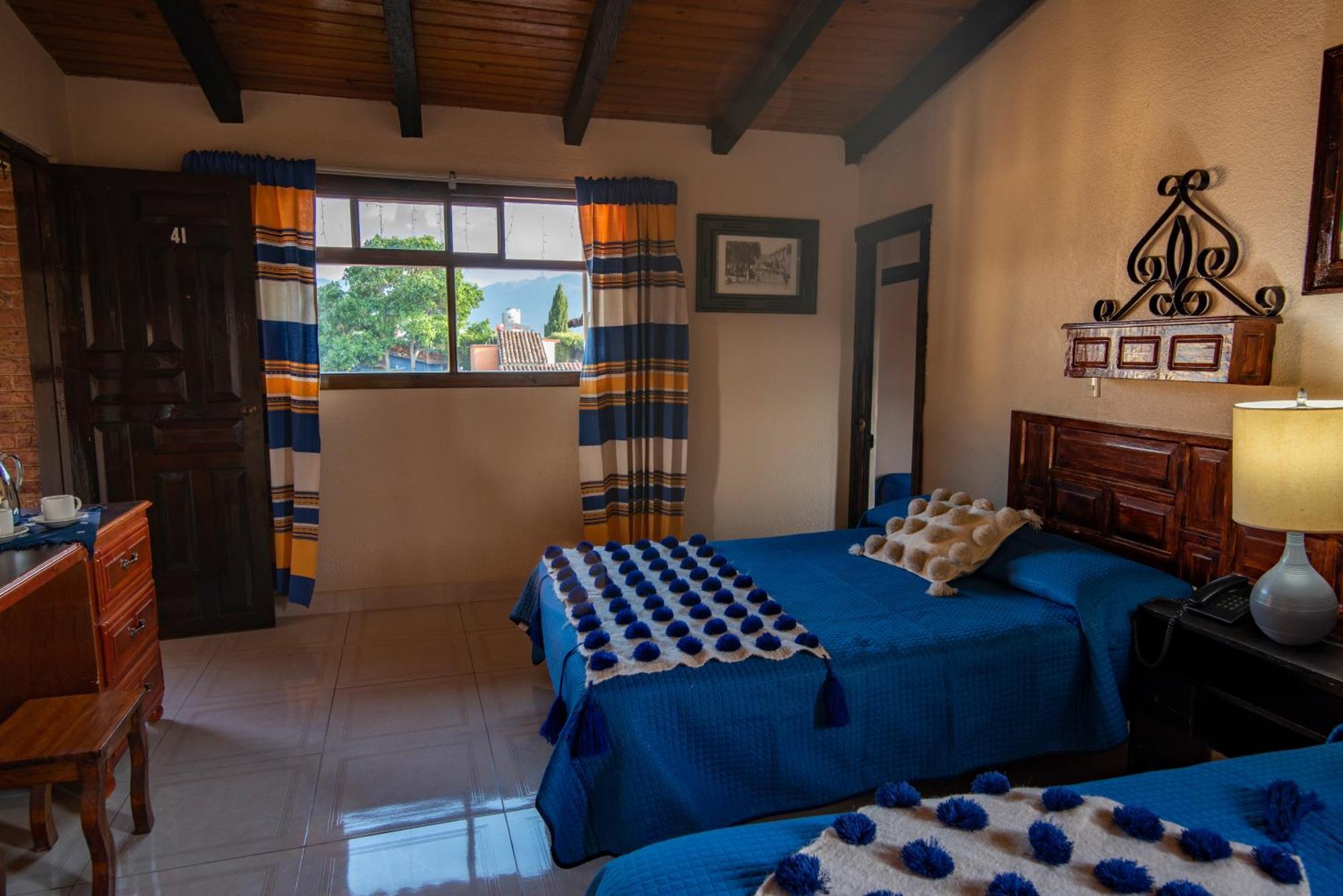 Hotel Palacio De Moctezuma San Cristobal de las Casas Luaran gambar