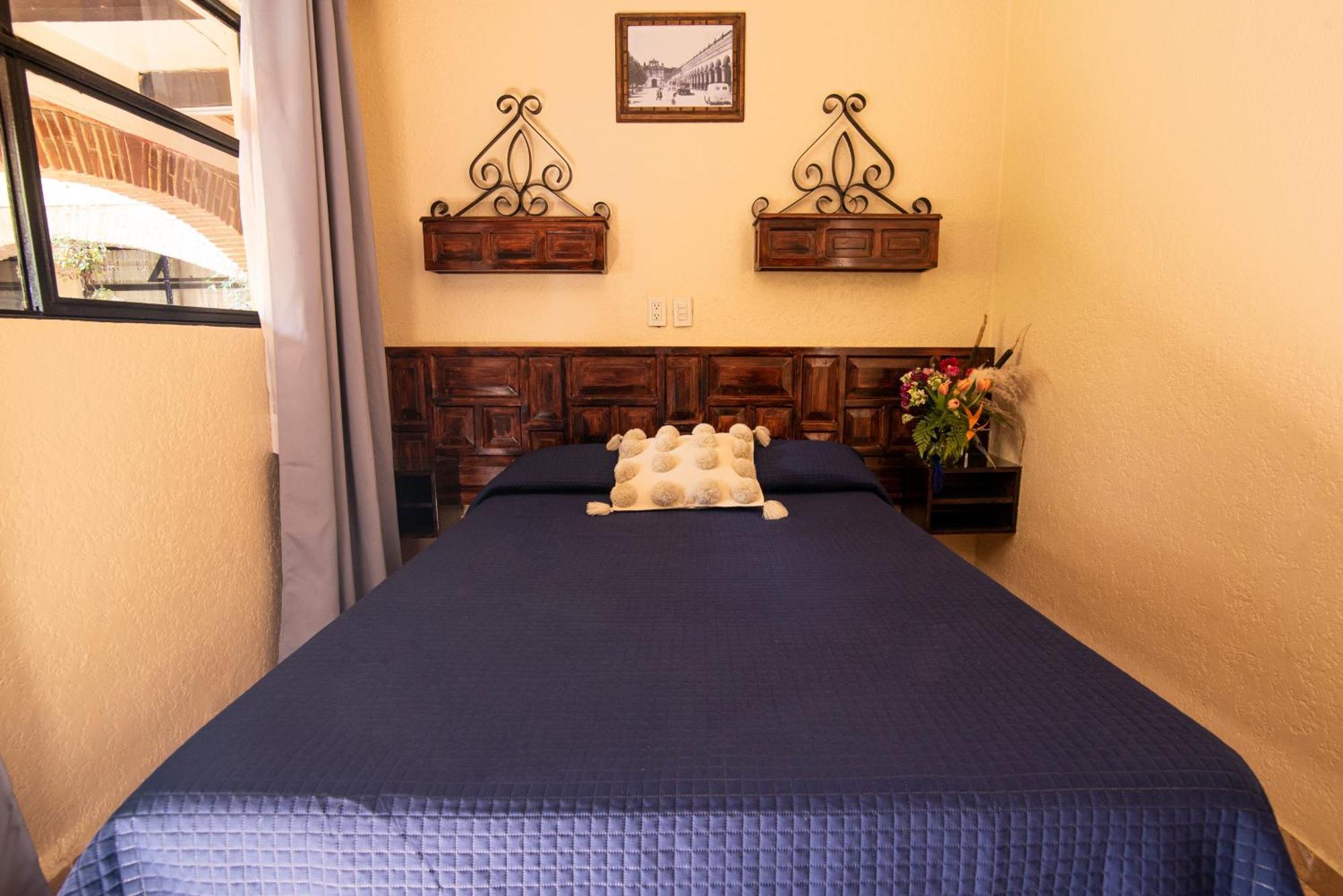 Hotel Palacio De Moctezuma San Cristobal de las Casas Luaran gambar