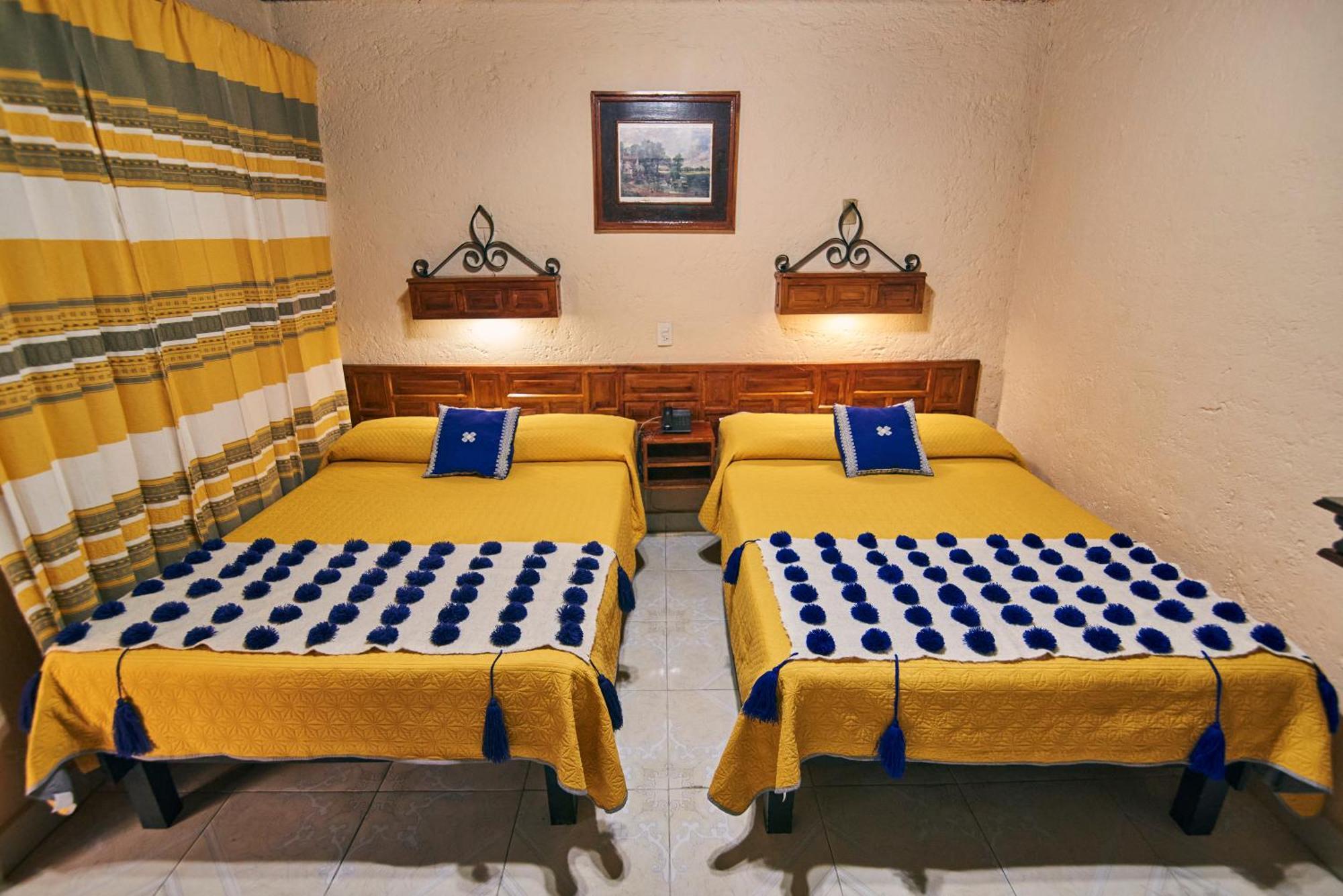 Hotel Palacio De Moctezuma San Cristobal de las Casas Luaran gambar