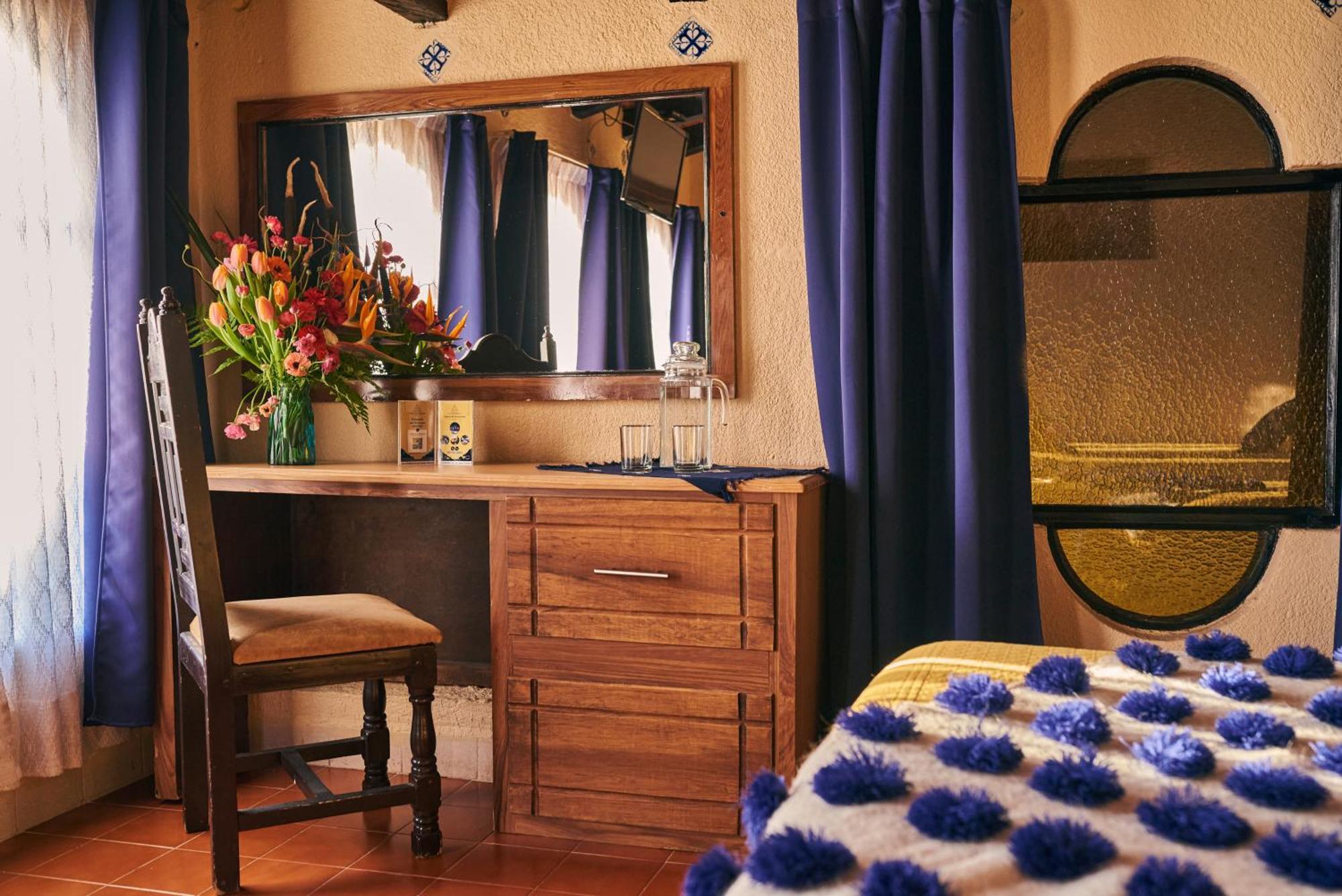 Hotel Palacio De Moctezuma San Cristobal de las Casas Luaran gambar