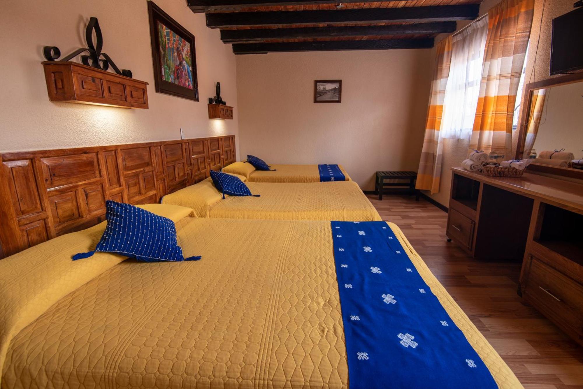 Hotel Palacio De Moctezuma San Cristobal de las Casas Luaran gambar